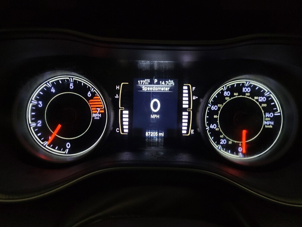 2020 Jeep Cherokee in Chandler, AZ 85225 - 18132089 23