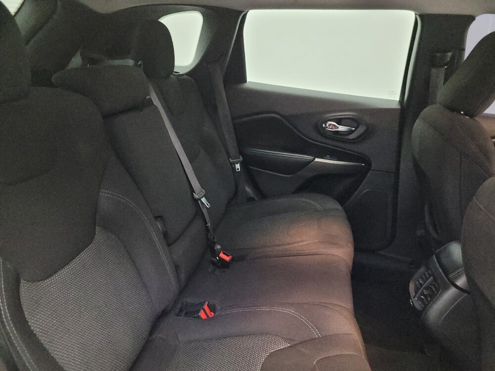 2020 Jeep Cherokee in Chandler, AZ 85225 - 18132089 19