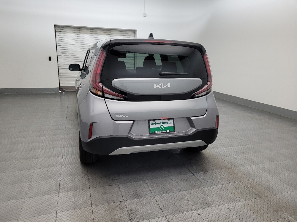 2025 Kia Soul in Phoenix, AZ 85022 - 18132090 6