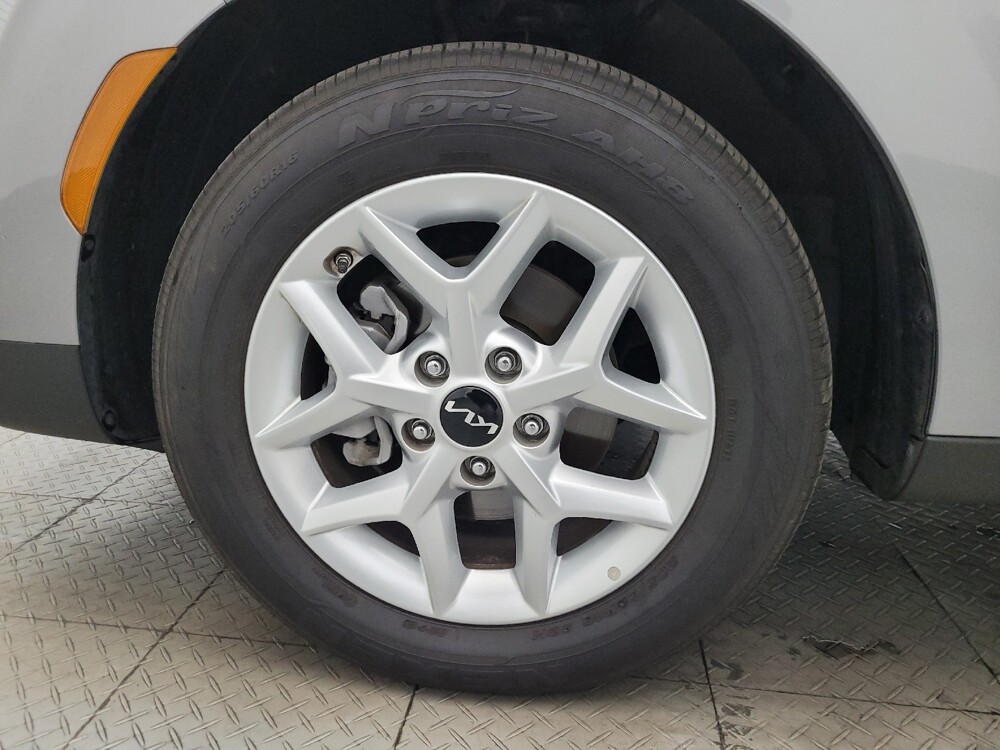 2025 Kia Soul in Phoenix, AZ 85022 - 18132090 31