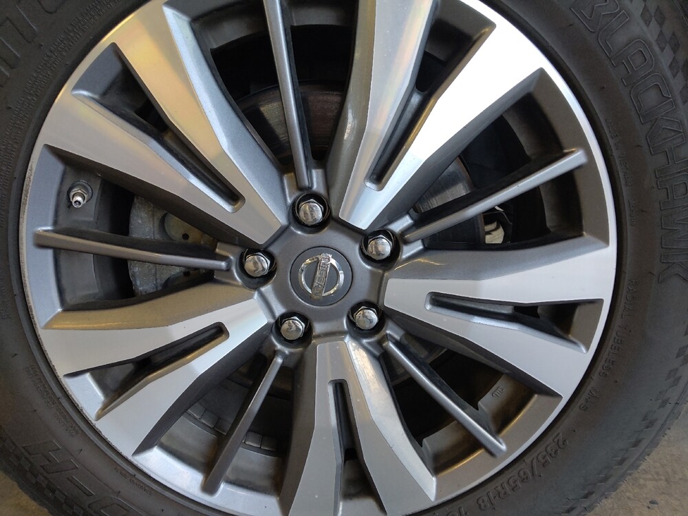 2018 Nissan Pathfinder in Mesa, AZ 85210 - 18132091 31