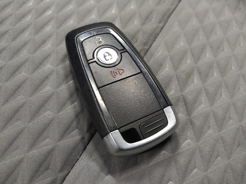 2020 Ford Escape in Mesa, AZ 85210 - 18132096 32