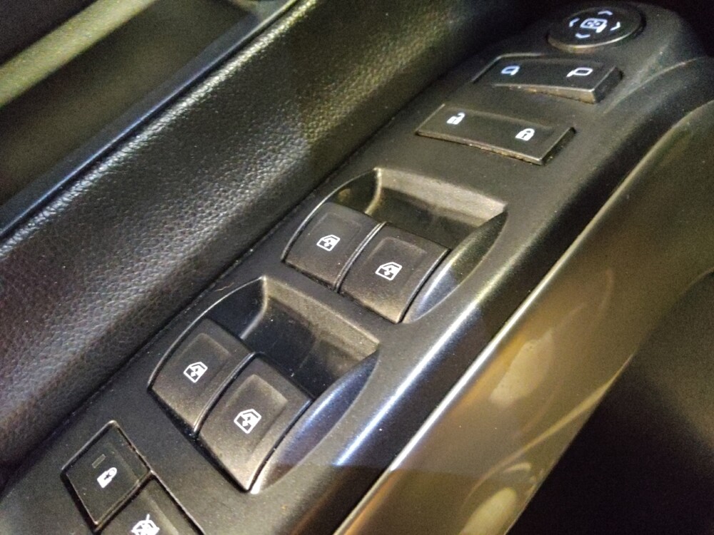 2016 Chevrolet Silverado 1500 in Glendale, AZ 85301 - 18132097 27