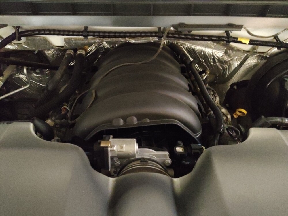 2016 Chevrolet Silverado 1500 in Glendale, AZ 85301 - 18132097 30