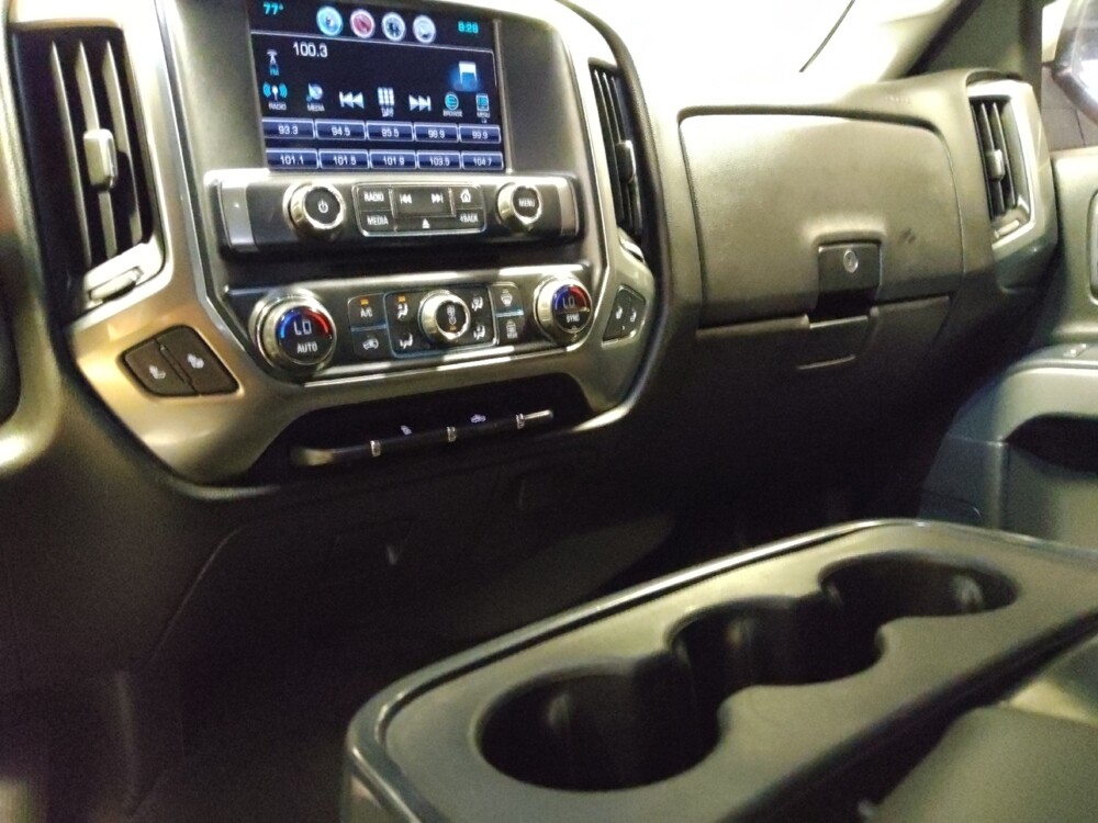 2016 Chevrolet Silverado 1500 in Glendale, AZ 85301 - 18132097 26