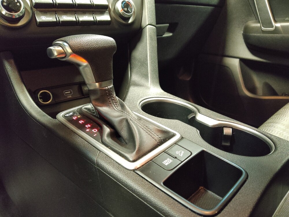 2020 Kia Sportage in Mesa, AZ 85210 - 18132098 26