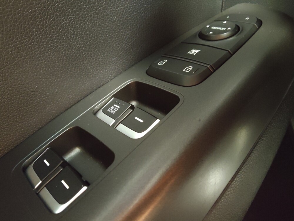 2020 Kia Sportage in Mesa, AZ 85210 - 18132098 27