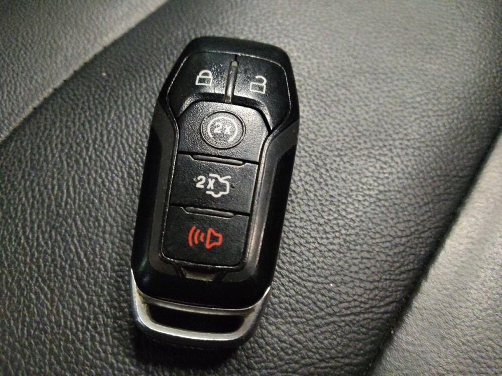 2017 Ford Explorer in Mesa, AZ 85210 - 18132101 32