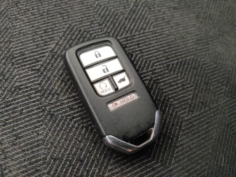 2020 Honda Pilot in Glendale, AZ 85301 - 18132102 32