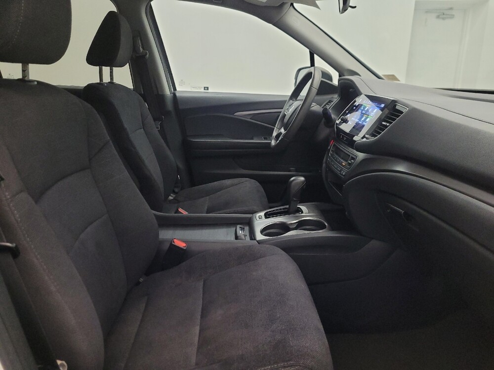 2020 Honda Pilot in Glendale, AZ 85301 - 18132102 21