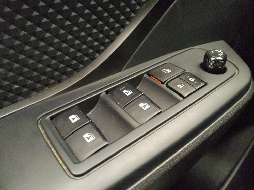 2019 Toyota C-HR in Phoenix, AZ 85022 - 18132103 27