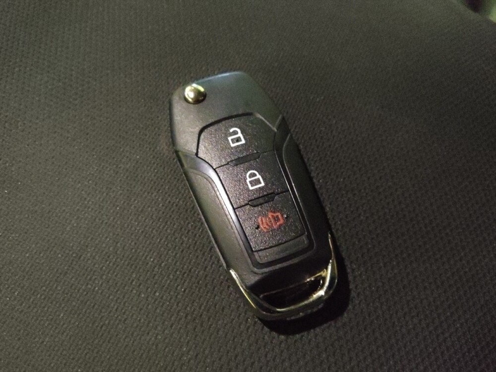 2019 Ford F150 in Glendale, AZ 85301 - 18132105 32