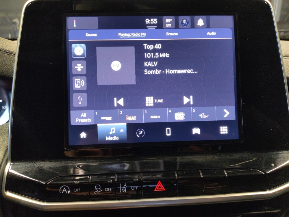 2022 Jeep Compass in Glendale, AZ 85301 - 18132106 25