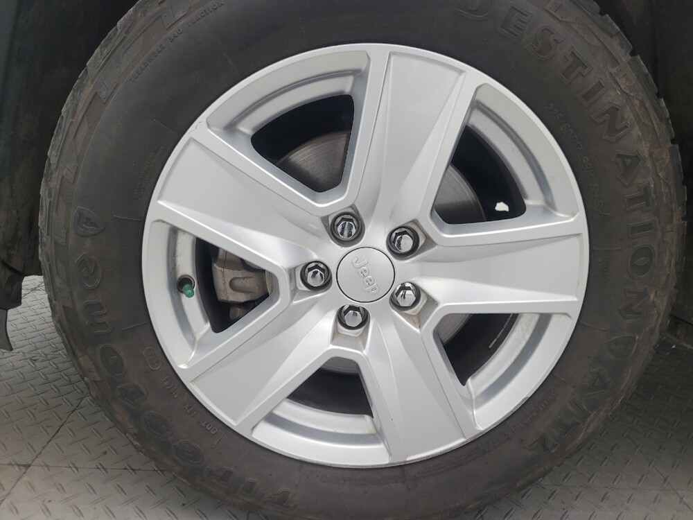 2022 Jeep Compass in Glendale, AZ 85301 - 18132106 31