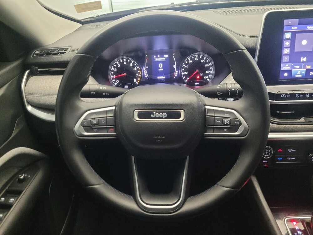 2022 Jeep Compass in Glendale, AZ 85301 - 18132106 22