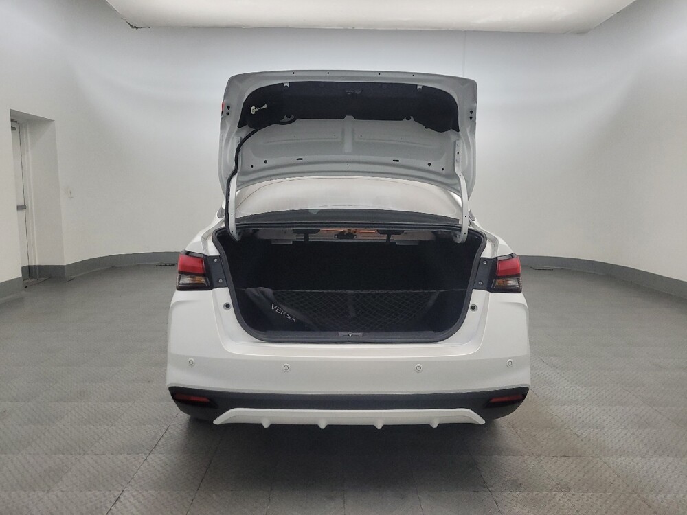 2025 Nissan Versa in Glendale, AZ 85301 - 18132108 29