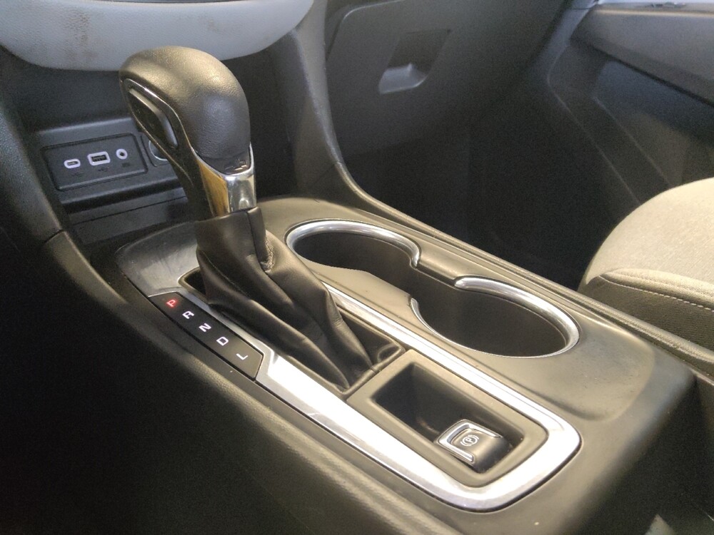 2022 Chevrolet Equinox in Mesa, AZ 85210 - 18132110 26