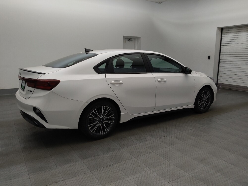 2023 Kia Forte in Mesa, AZ 85210 - 18132111 10
