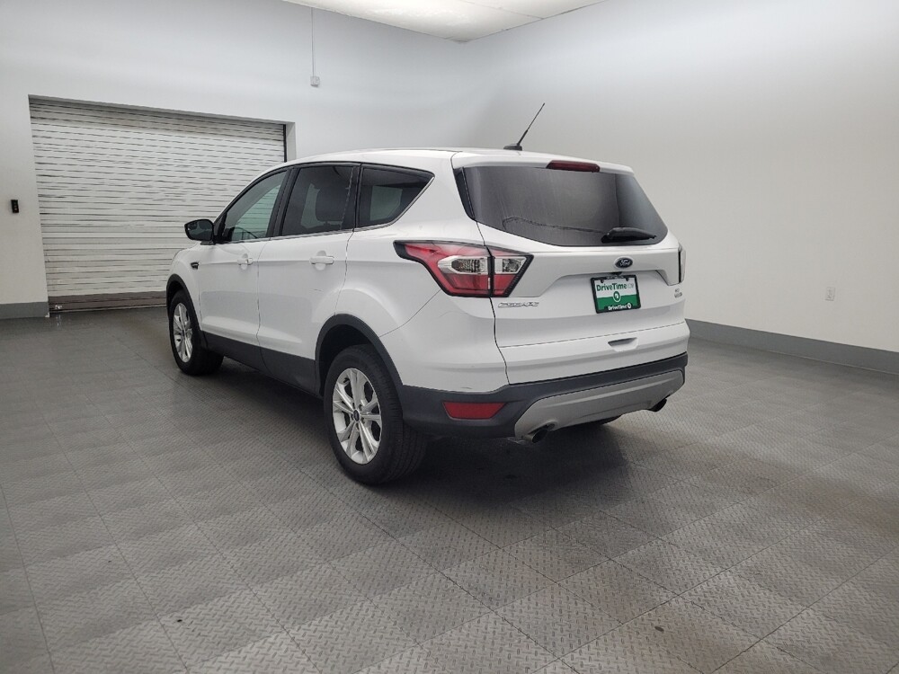 2017 Ford Escape in Chandler, AZ 85225 - 18132113 5