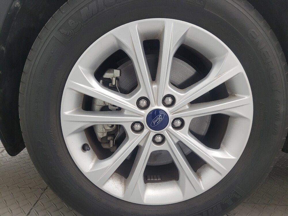 2017 Ford Escape in Chandler, AZ 85225 - 18132113 31