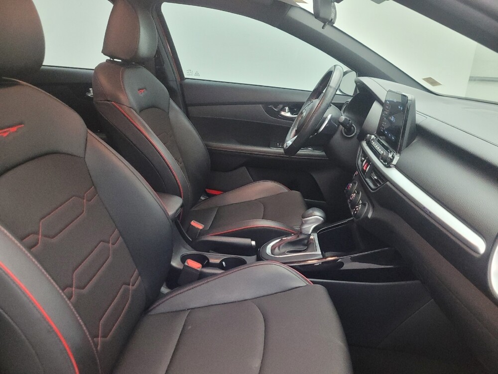 2020 Kia Forte in Glendale, AZ 85301 - 18132114 21