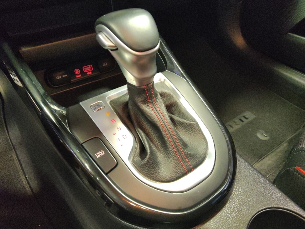 2020 Kia Forte in Glendale, AZ 85301 - 18132114 26