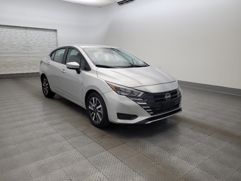 2025 Nissan Versa in Glendale, AZ 85301 - 18132115 13