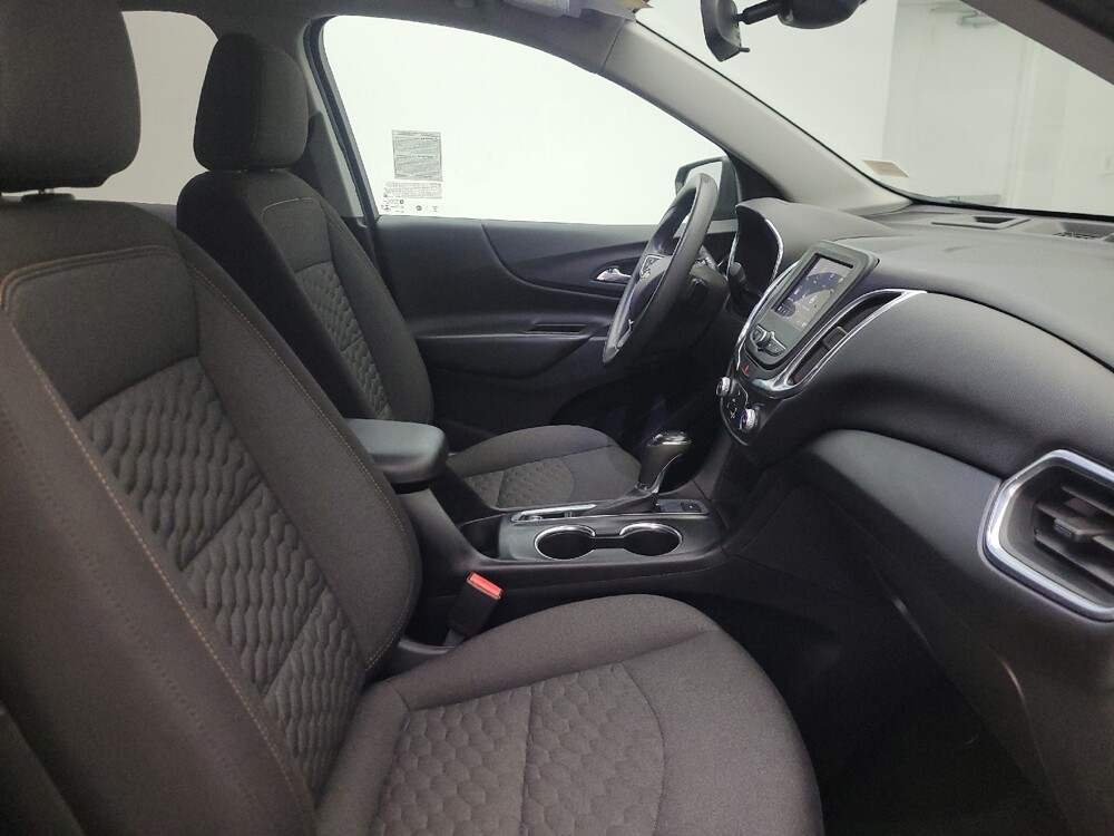 2020 Chevrolet Equinox in Mesa, AZ 85210 - 18132117 21