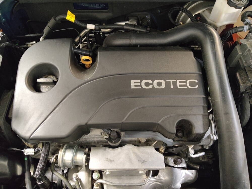 2020 Chevrolet Equinox in Knoxville, TN 37923 - 18132122 30