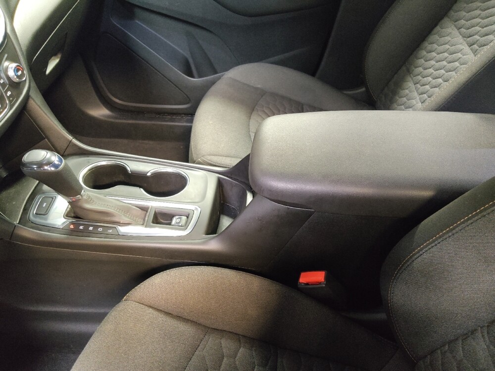 2020 Chevrolet Equinox in Knoxville, TN 37923 - 18132122 26