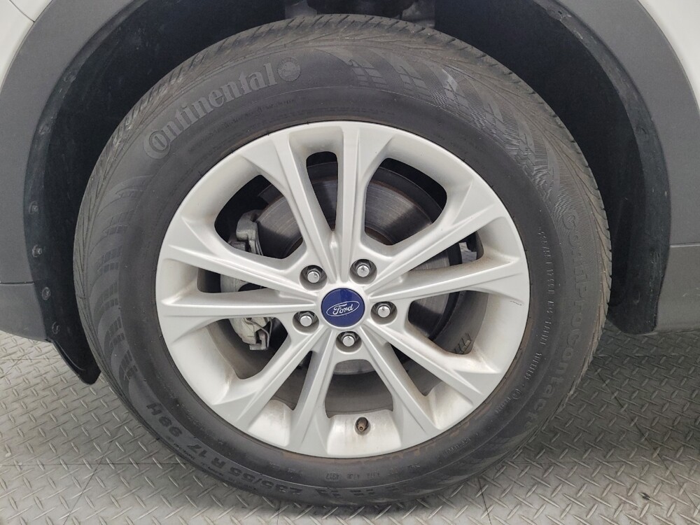 2018 Ford Escape in Las Vegas, NV 89102 - 18132124 31