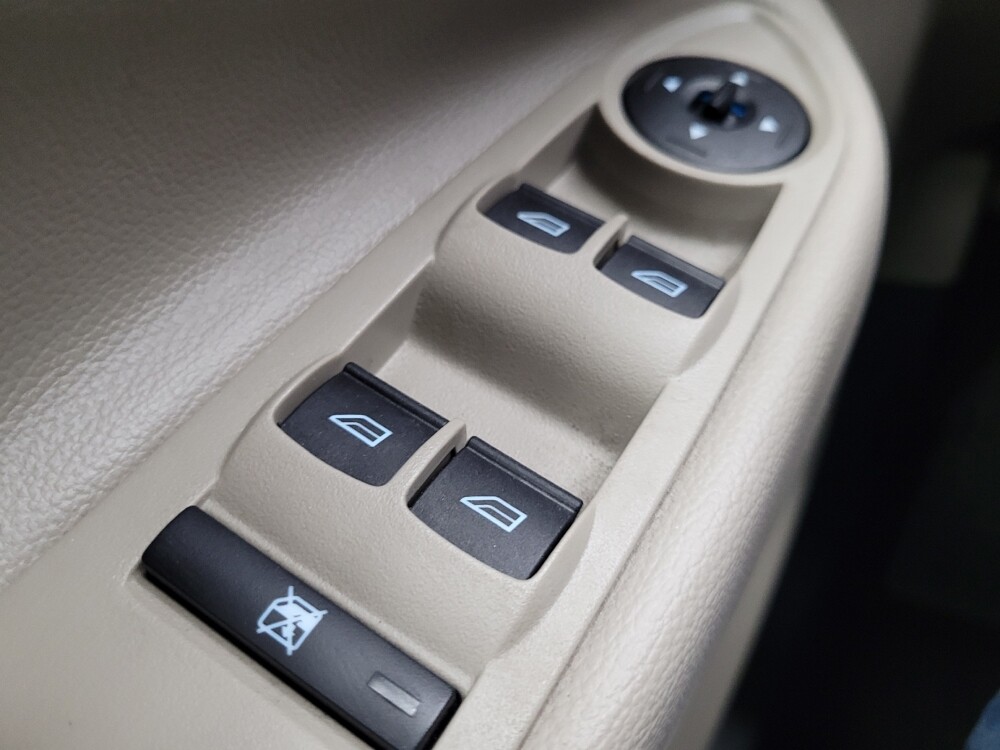 2018 Ford Escape in Las Vegas, NV 89102 - 18132124 27