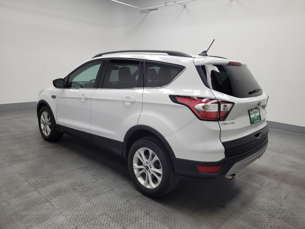 2018 Ford Escape in Las Vegas, NV 89102 - 18132124 3