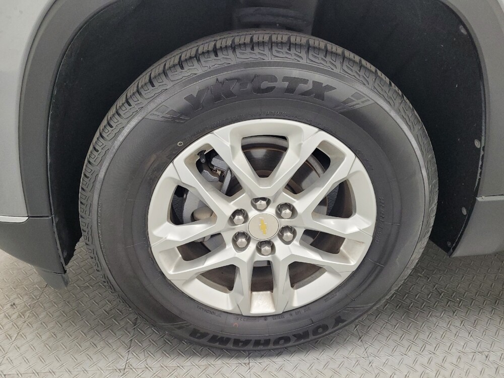 2020 Chevrolet Traverse in Las Vegas, NV 89102 - 18132126 31