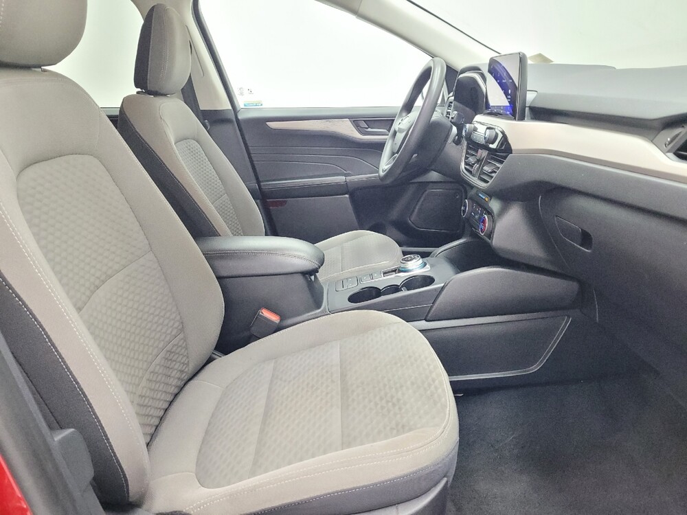 2022 Ford Escape in Las Vegas, NV 89102 - 18132129 21