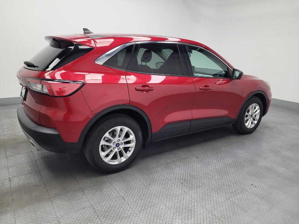 2022 Ford Escape in Las Vegas, NV 89102 - 18132129 10