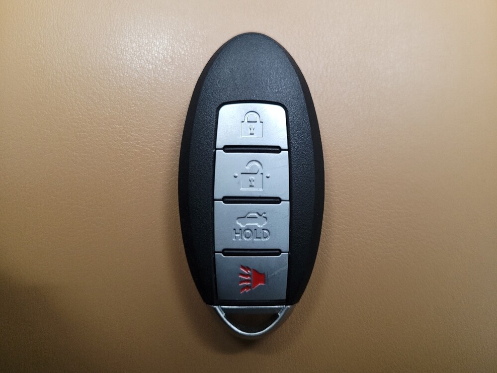 2020 Nissan Sentra in Las Vegas, NV 89102 - 18132130 32