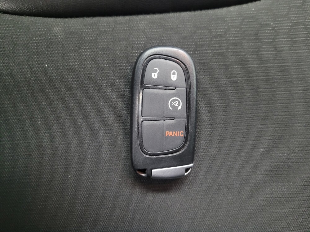 2020 Jeep Cherokee in Reno, NV 89502 - 18132131 32