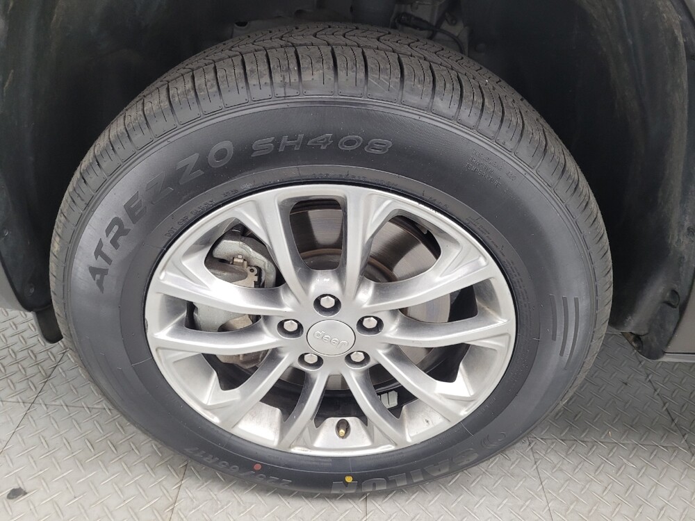 2020 Jeep Cherokee in Reno, NV 89502 - 18132131 31