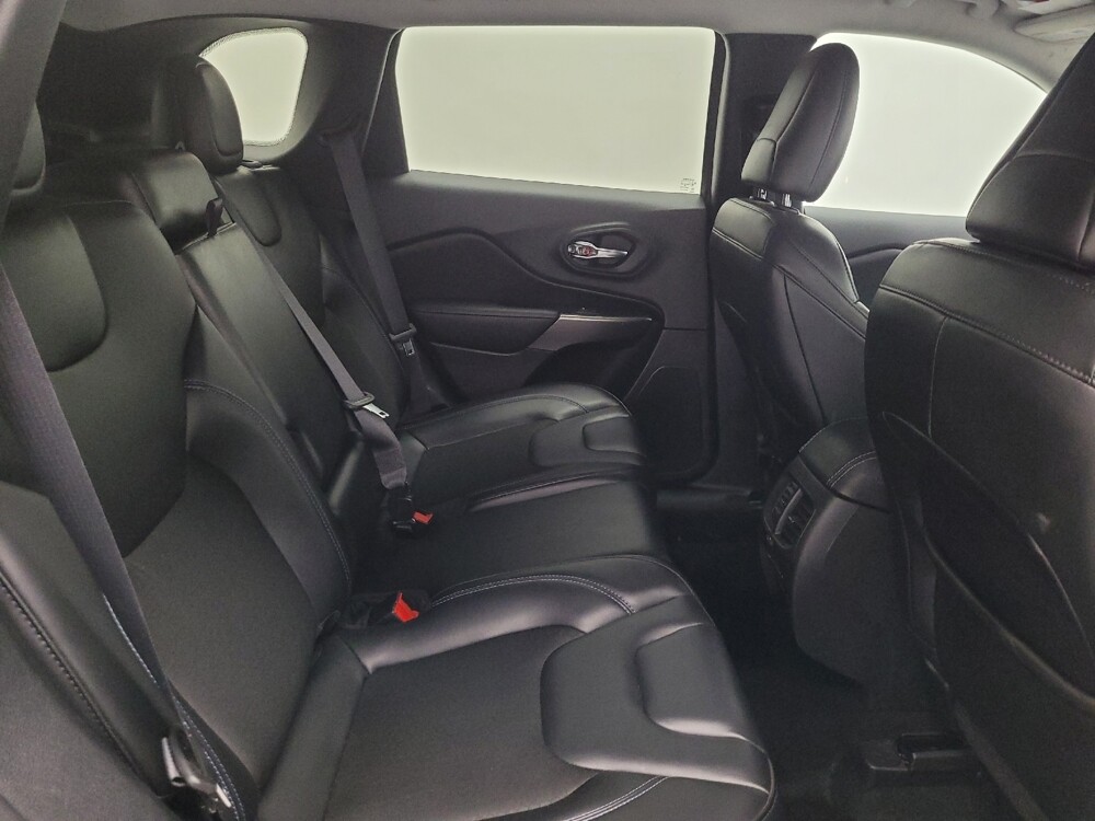 2020 Jeep Cherokee in Reno, NV 89502 - 18132131 19