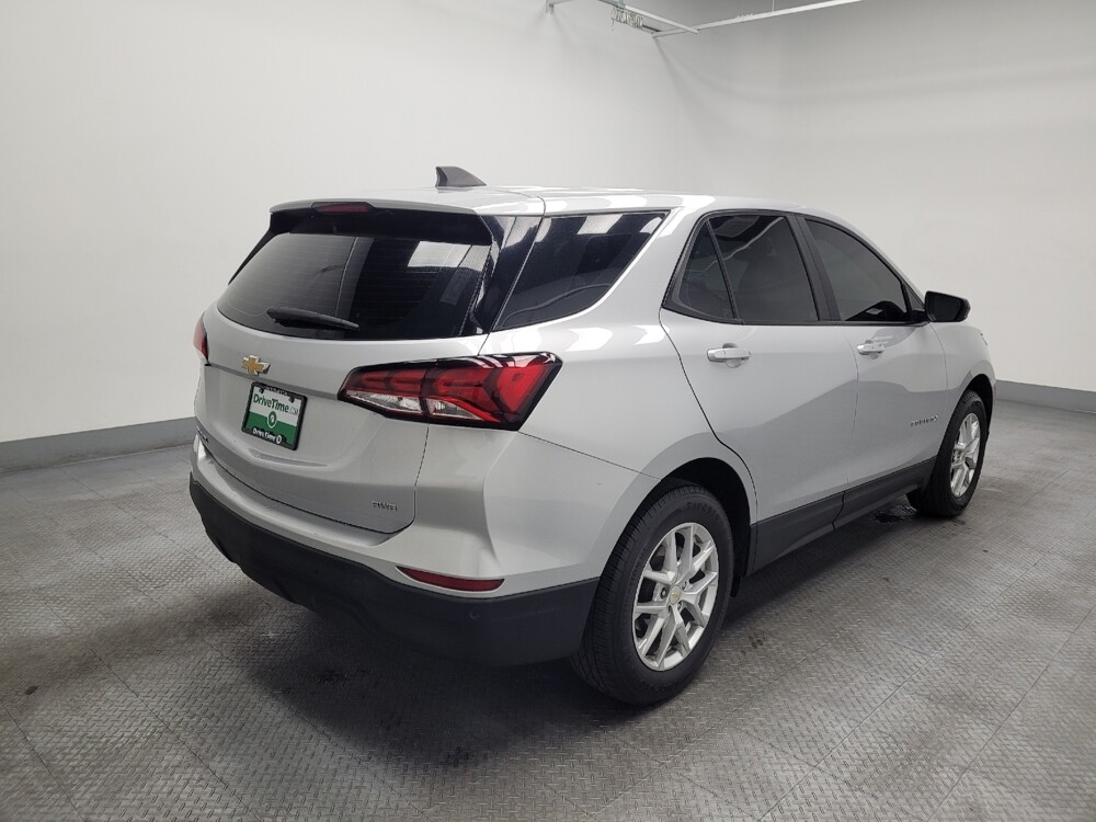 2022 Chevrolet Equinox in Las Vegas, NV 89104 - 18132133 9