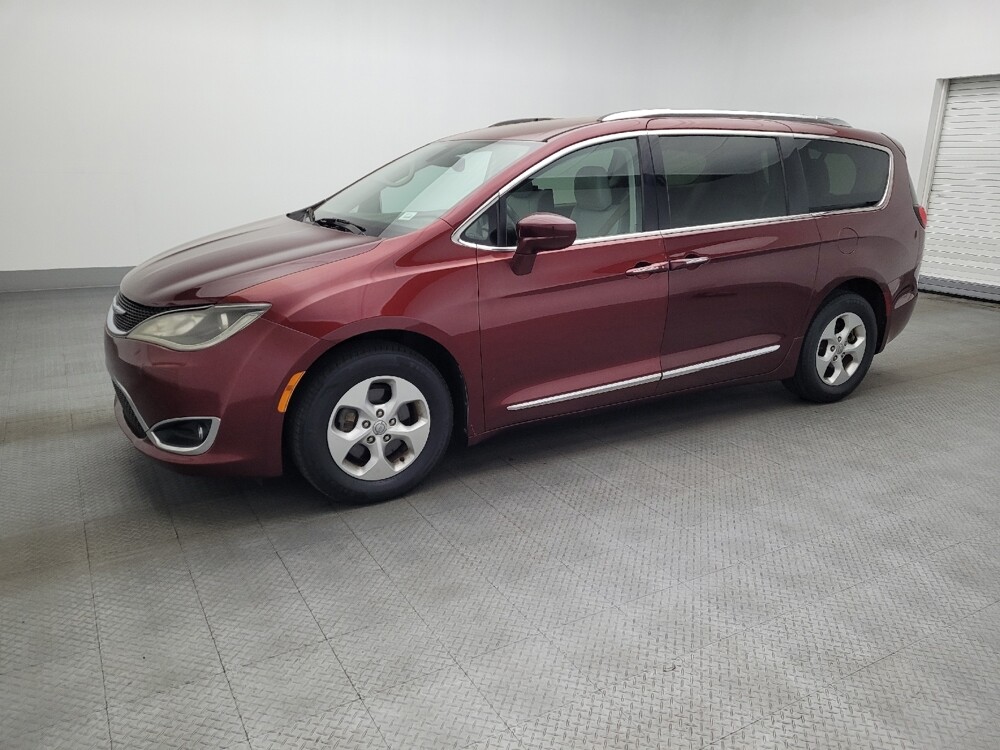 2017 Chrysler Pacifica in Ocala, FL 34471 - 18132135 2