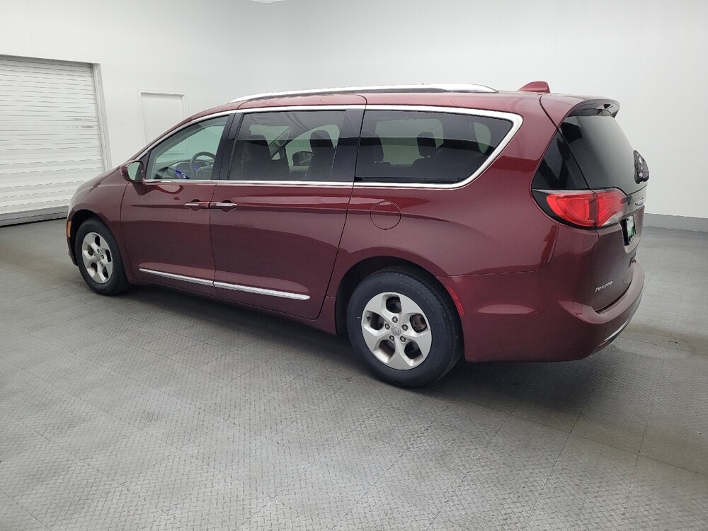 2017 Chrysler Pacifica in Ocala, FL 34471 - 18132135 3
