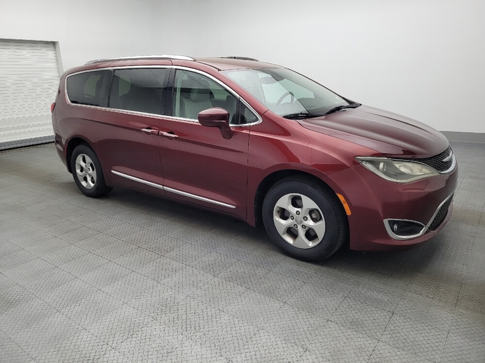 2017 Chrysler Pacifica in Ocala, FL 34471 - 18132135 11
