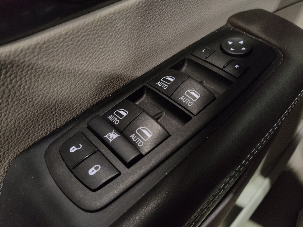 2017 Chrysler Pacifica in Ocala, FL 34471 - 18132135 27