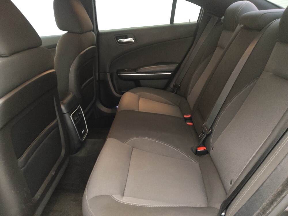 2016 Dodge Charger in Ocala, FL 34471 - 18132136 18