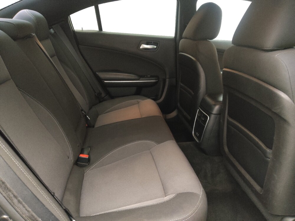 2016 Dodge Charger in Ocala, FL 34471 - 18132136 19
