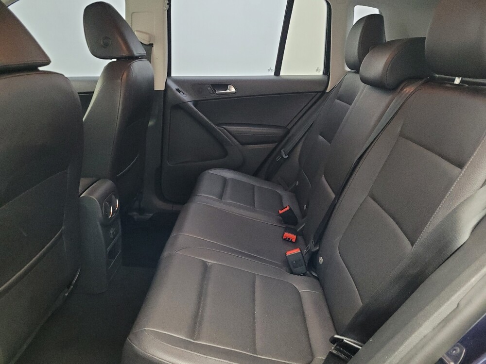 2016 Volkswagen Tiguan in Jacksonville, FL 32225 - 18132138 18