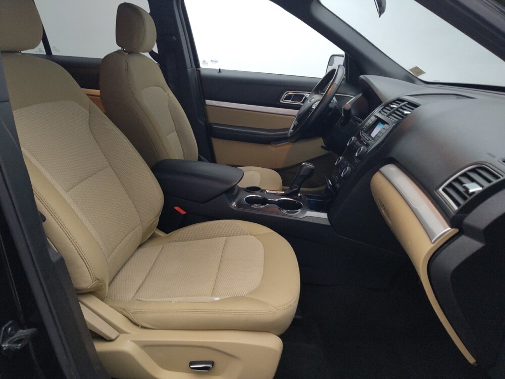 2017 Ford Explorer in Ocala, FL 34471 - 18132143 21