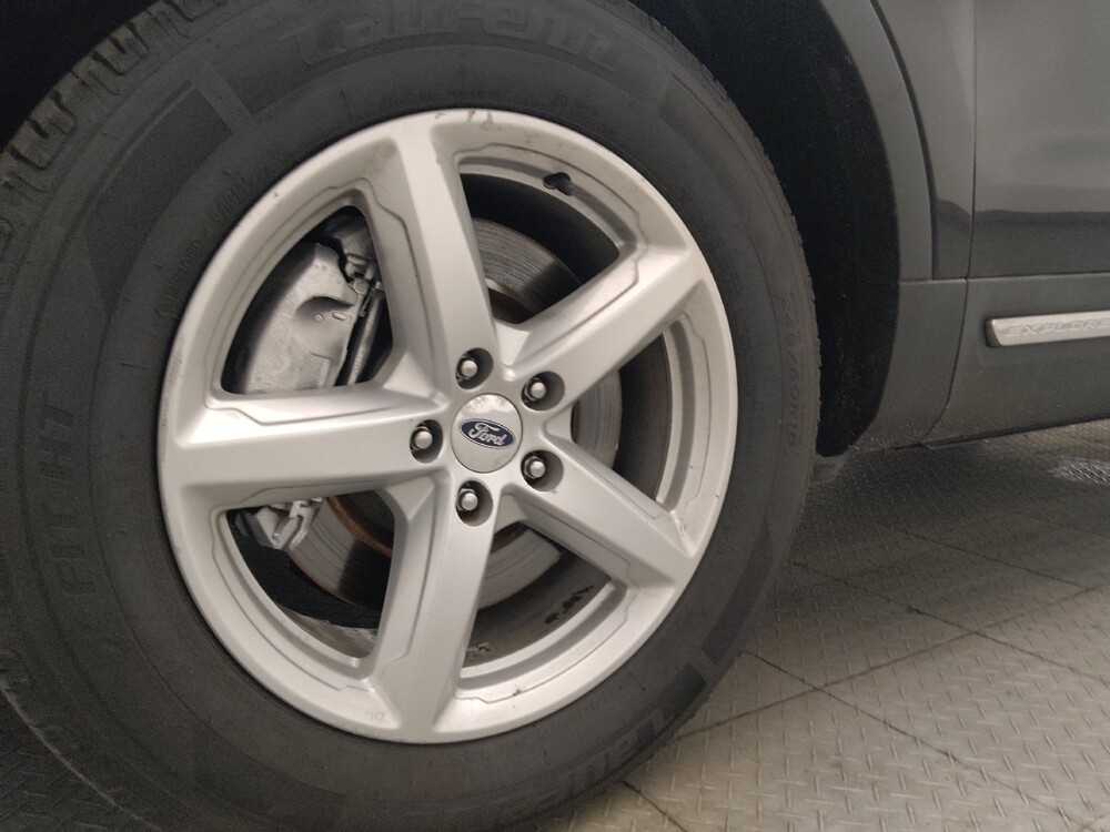 2017 Ford Explorer in Ocala, FL 34471 - 18132143 31